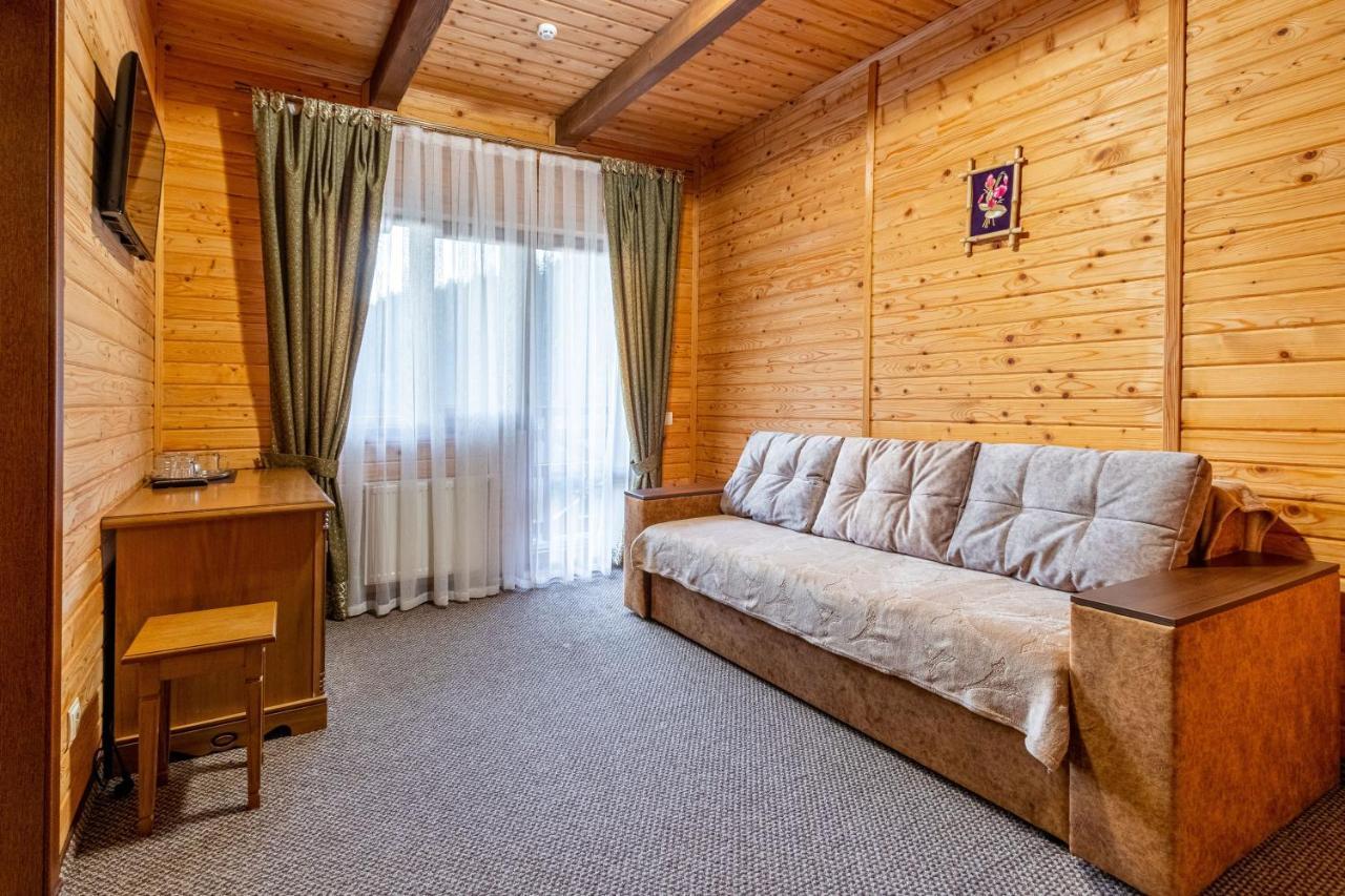 Arnika Hotel Bukovel Eksteriør bilde
