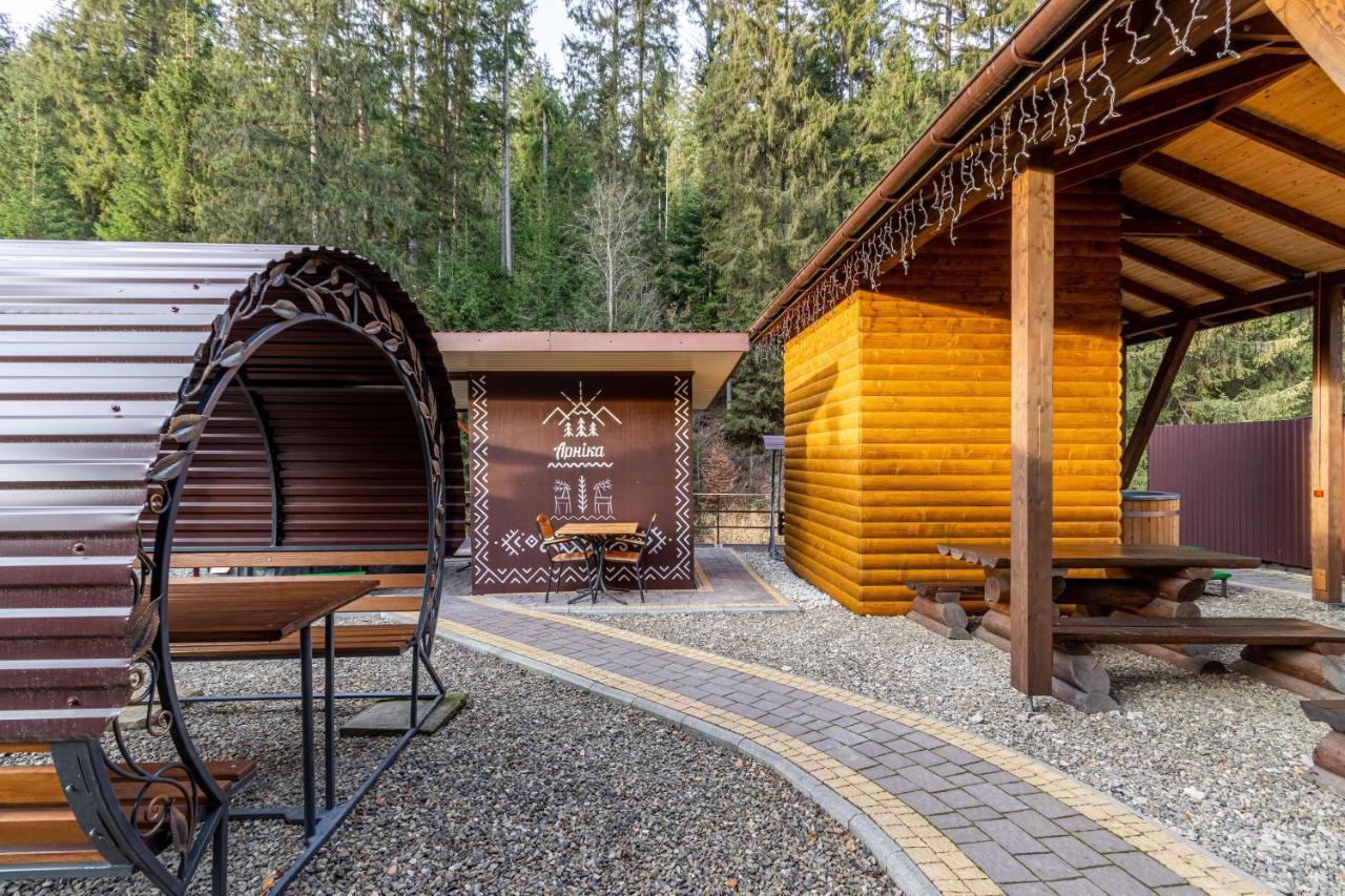 Arnika Hotel Bukovel Eksteriør bilde