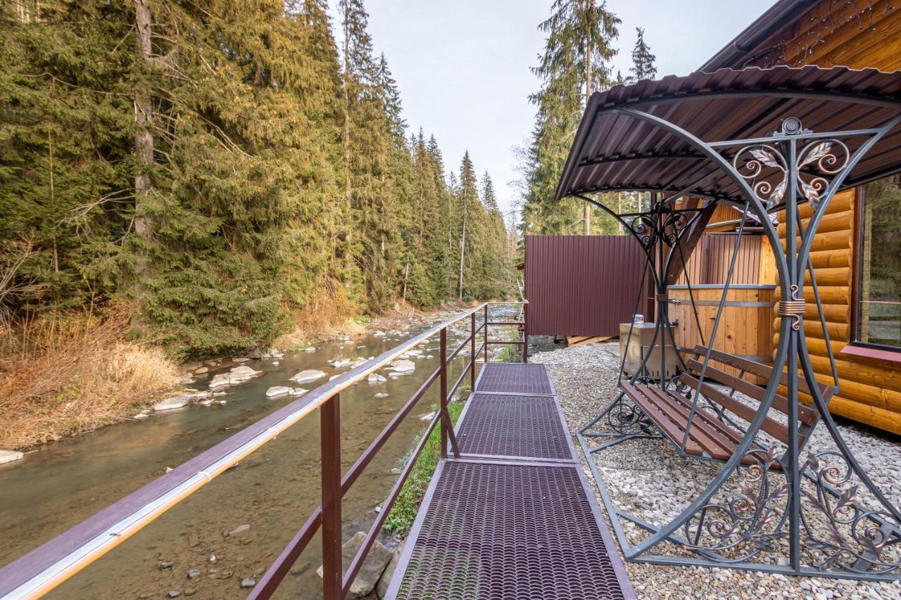 Arnika Hotel Bukovel Eksteriør bilde