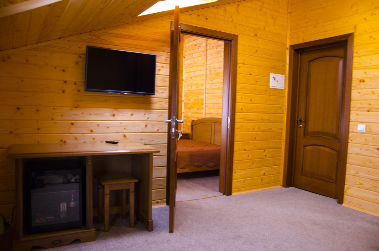 Arnika Hotel Bukovel Eksteriør bilde